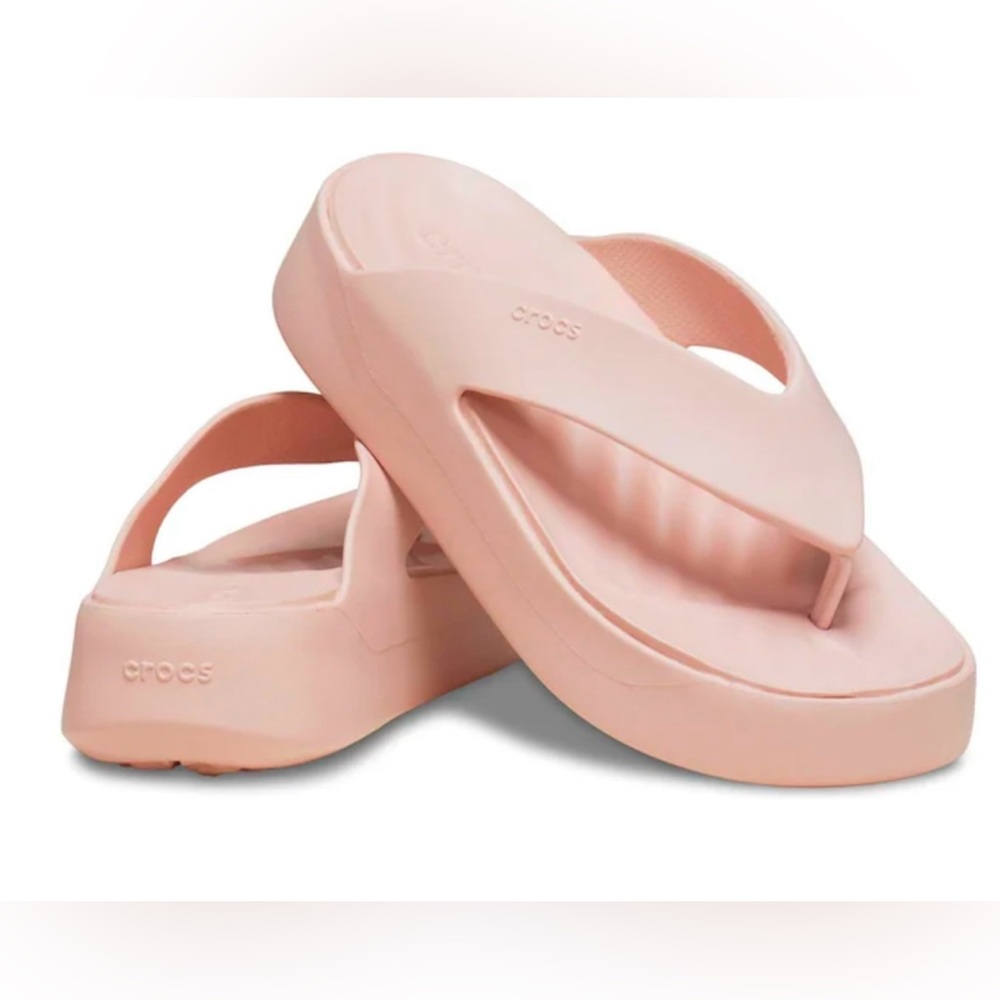 NEW Crocs Sz 10 Quartz/Pink Getaway Platform Wedge Flip Flops Sandals Thongs